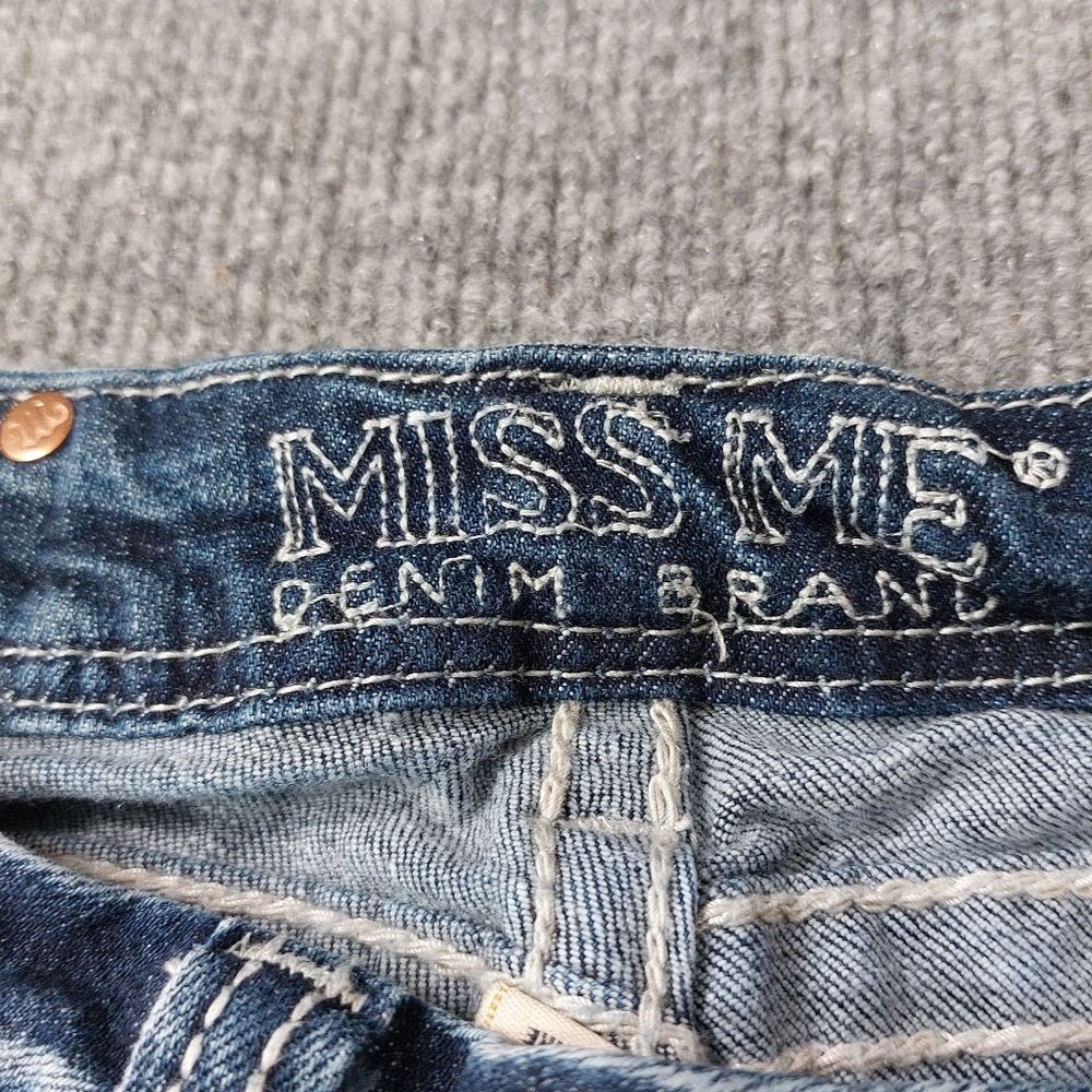 Miss Me Jeans Womens Size 26 Straight Light Wash Bling 5 Pocket Low Rise 0346 - Picture 9 of 15